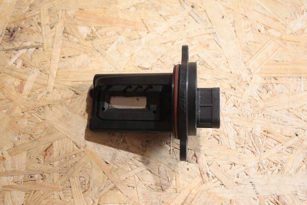 фото №1, Scania r датчик воздуха расходомер 1544769