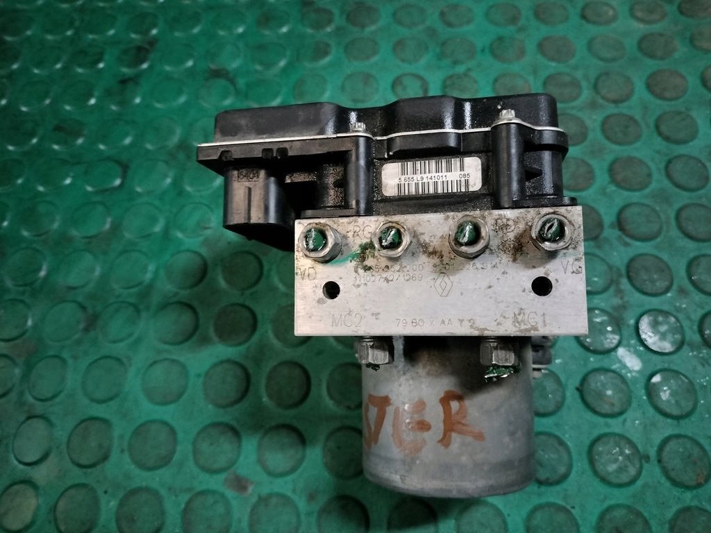 фото №1, Dacia duster i 10-18 насос гальмівна abs