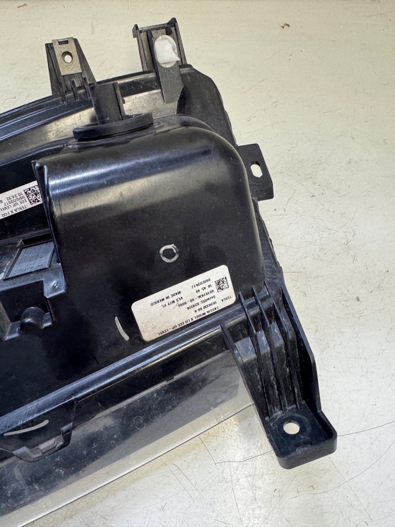 Tesla model x протитуманна фара led drl лівий перед 103433000 Ціна