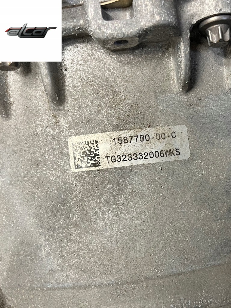 Двигун електричний задній tesla y 1587780-00-c, 1085693-20-f jak новий!!! Недорого