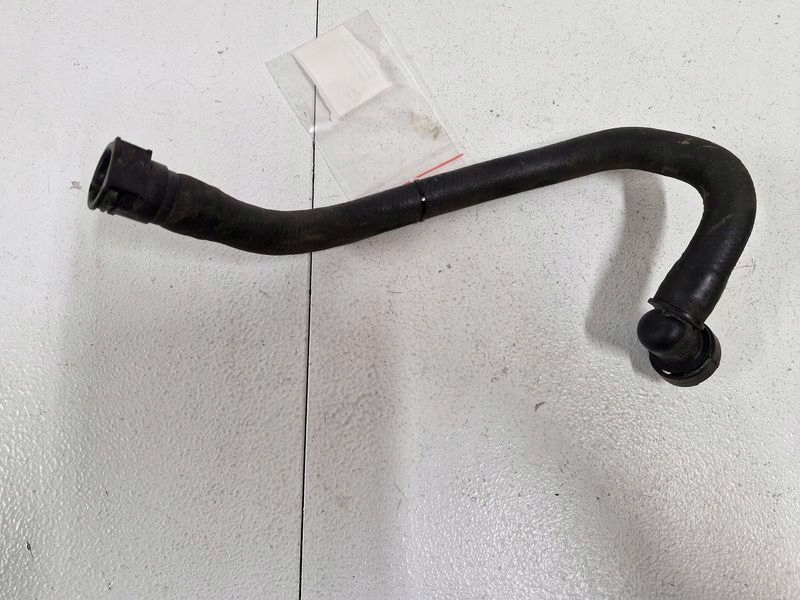 фото №1, Peugeot 308 ii 2 1.5 d шланг патрубок труба води рідина