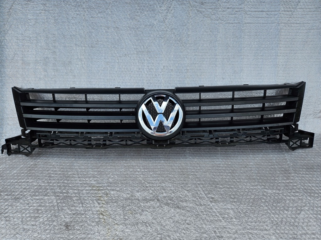 фото №1, Vw caddy решётка радиатора решётка радиатора 2k5853651