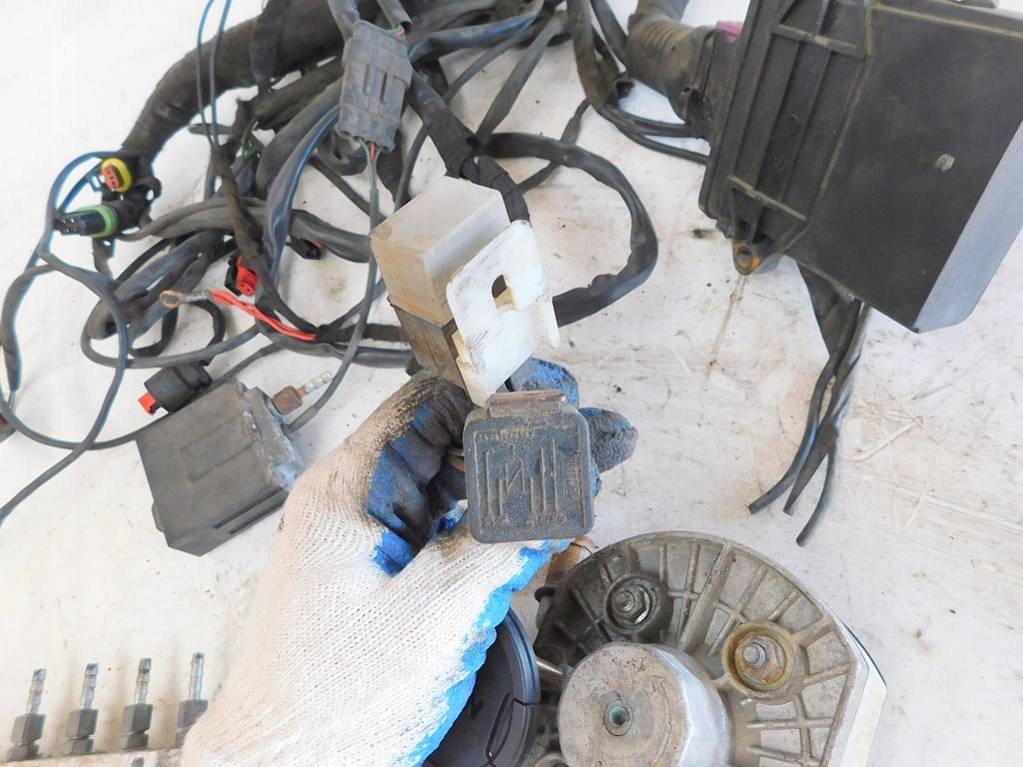 фото №11, Електропроводка газова lpg brc 4 циліндри