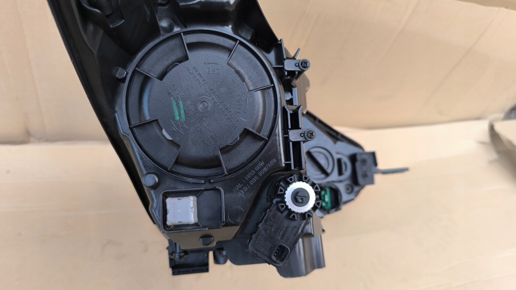 фото №16, Фара левый лампа левая kia sportage iv линза led 92101f1010 europa