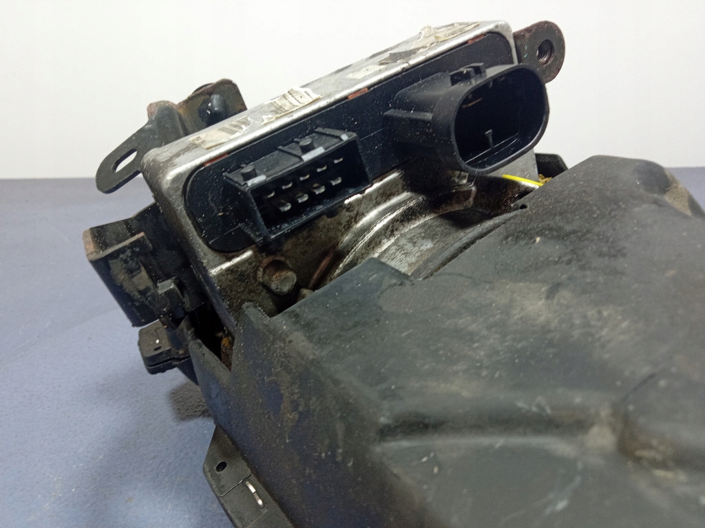 фото №4, Citroen c5 i lift 2.2 hdi насос усилителя 9657739080