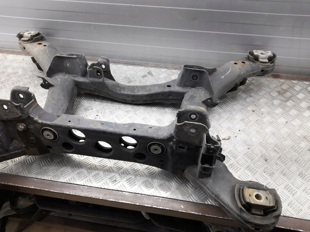 Купить Mercedes-benz gl x166 a1663500032 задний  подрамник задние