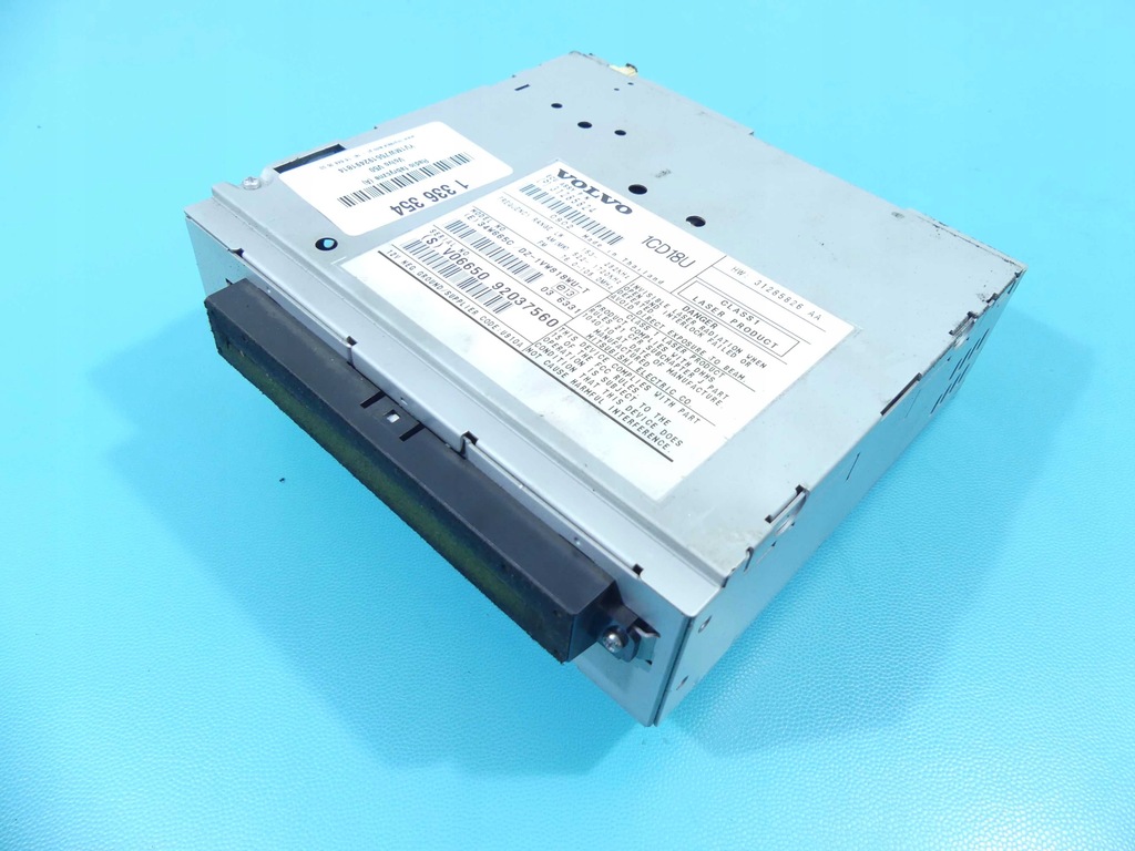 фото №1, Радио заводской volvo v50 s40 ii 31285824 радиопроигрыватель