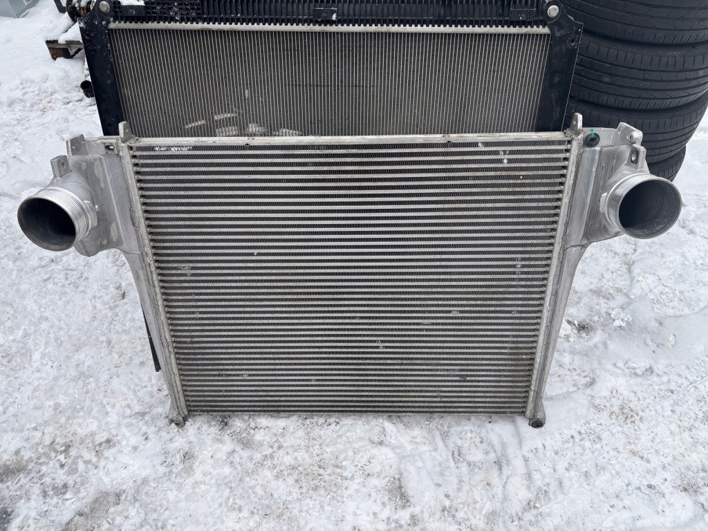 Купить Mercedes actros w961 радиатор воздуха a9615000002 idealna 2024 rok