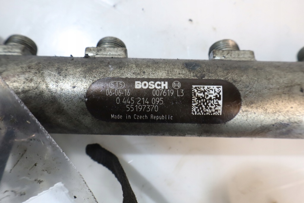 фото №4, Молдинг впрыскная fiat croma ii 1.9jtd