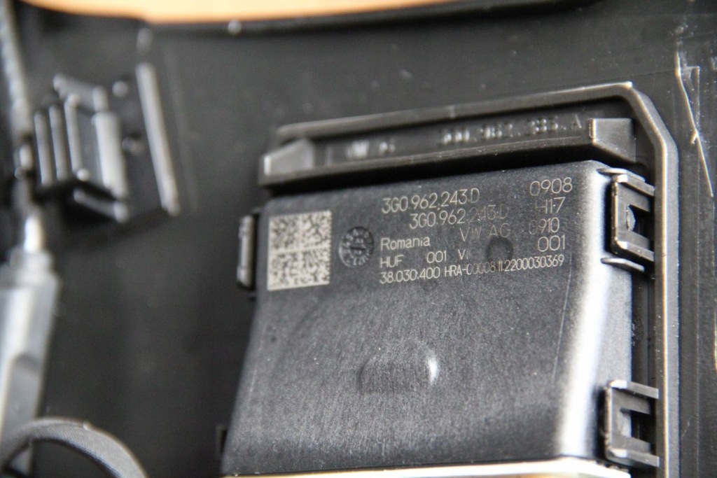 фото №13, Бампер задняя vw tiguan rline 4 pdc lc9x new oryg