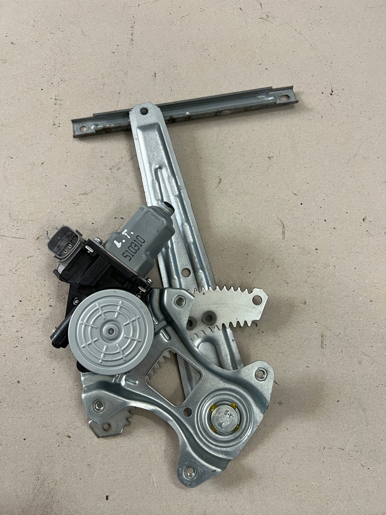 фото №4, Nissan juke f15 подъемник стекло дверь задняя