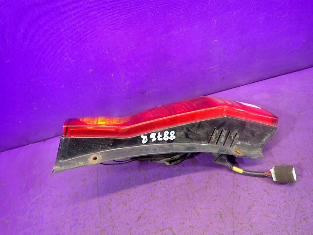 фото №3, Hyundai matrix 01-05 лампа задня права 92402-170