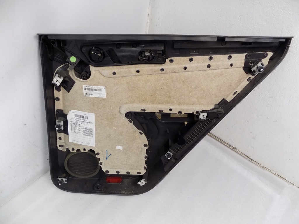 фото №8, Vw tiguan 1 5n обшивка обивка дверь кожа комплект