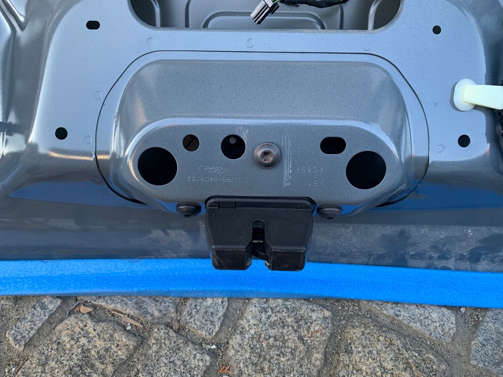 фото №9, Кришка багажника задня задня багажника kuga 24- escape usa 23- lift демонтаж лак k1