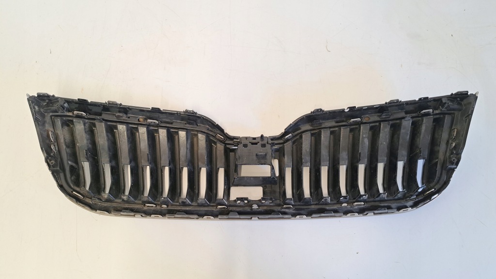 фото №10, Решётка радиатора skoda superb 3 iii 3v0 15-