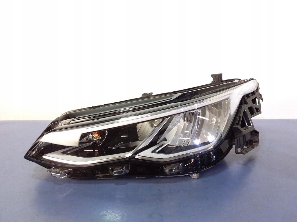 фото №1, Vw golf 8 фара левый led 5h1941005