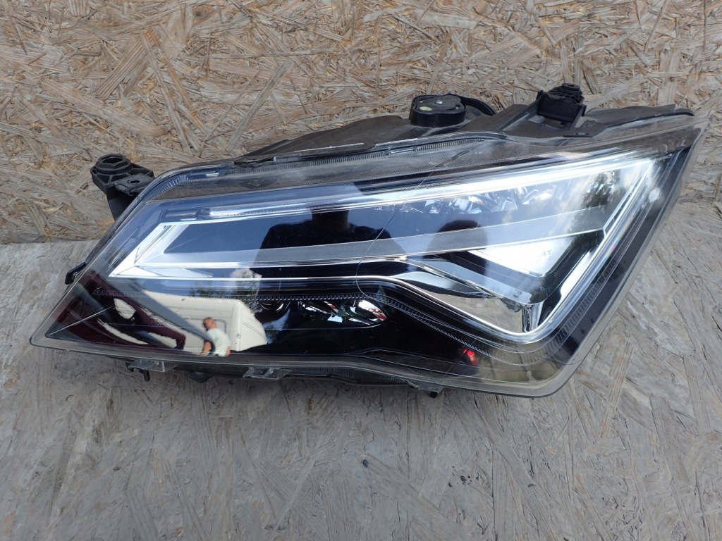 Купити Фара ліва лівий full led seat ateca 576941007f