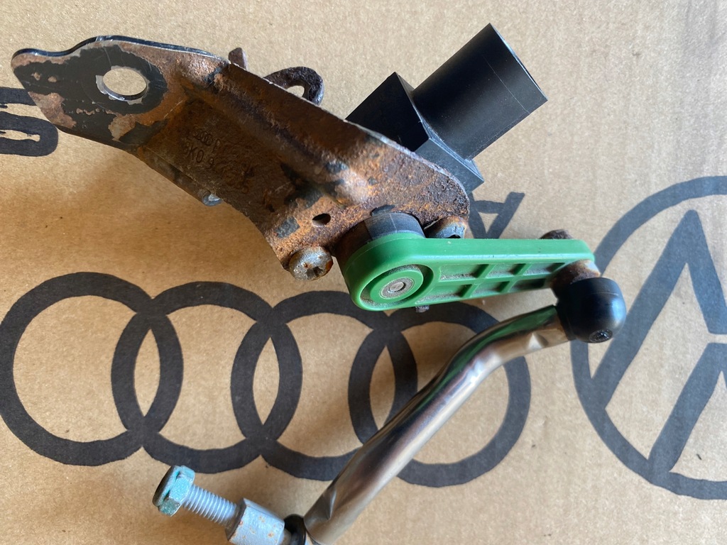 фото №16, Датчик выравнивание света перед audi a5 8t a4 b8 8k0907503 8k0941286n