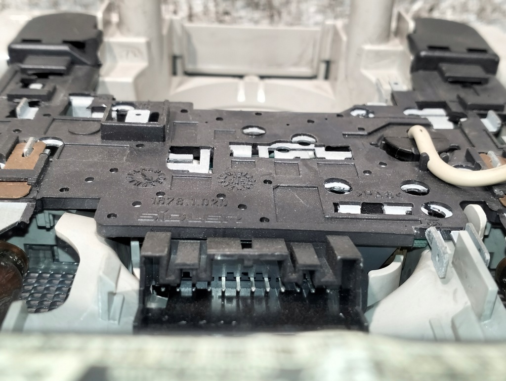 фото №6, Лампа потолок audi a3 8p 2003-2013r 70103105 8p0951177