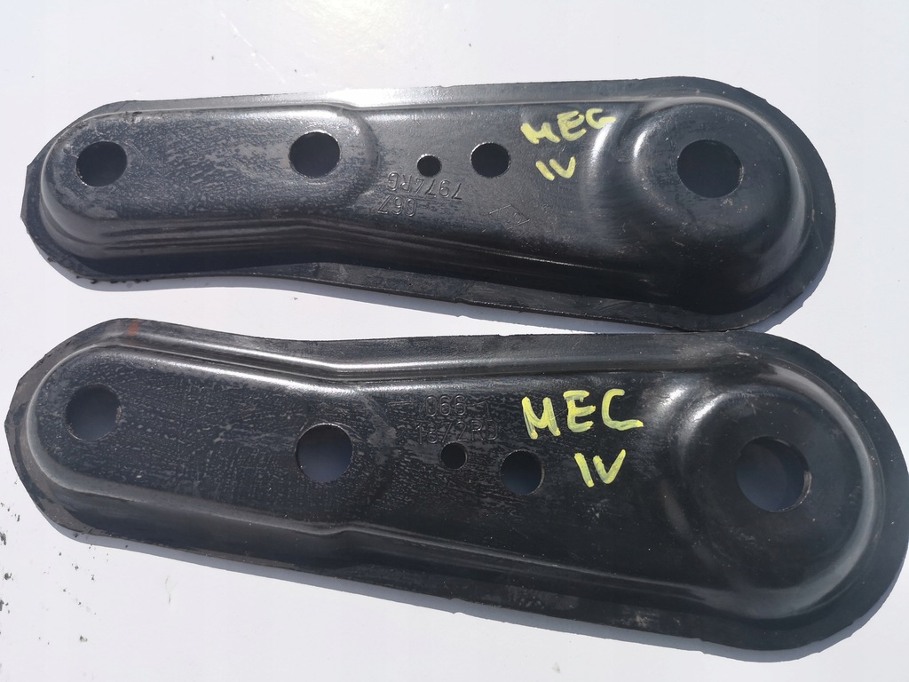 фото №1, Megane iv кронштейн кронштейн поперечина 0661872rd