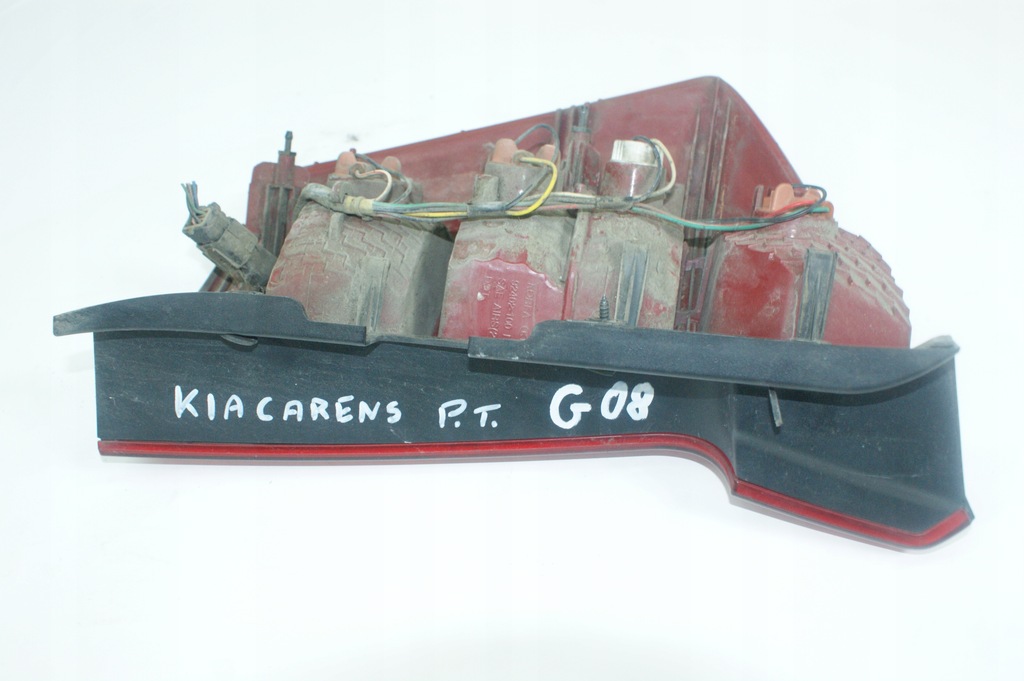 фото №13, Лампа правая задняя правый задняя kia carens 92402-100