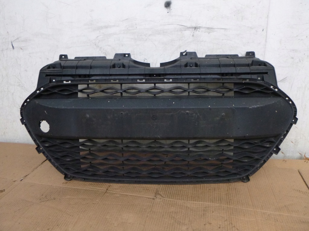 фото №1, Hyundai i10 ii решітка w бампер перед заглушка