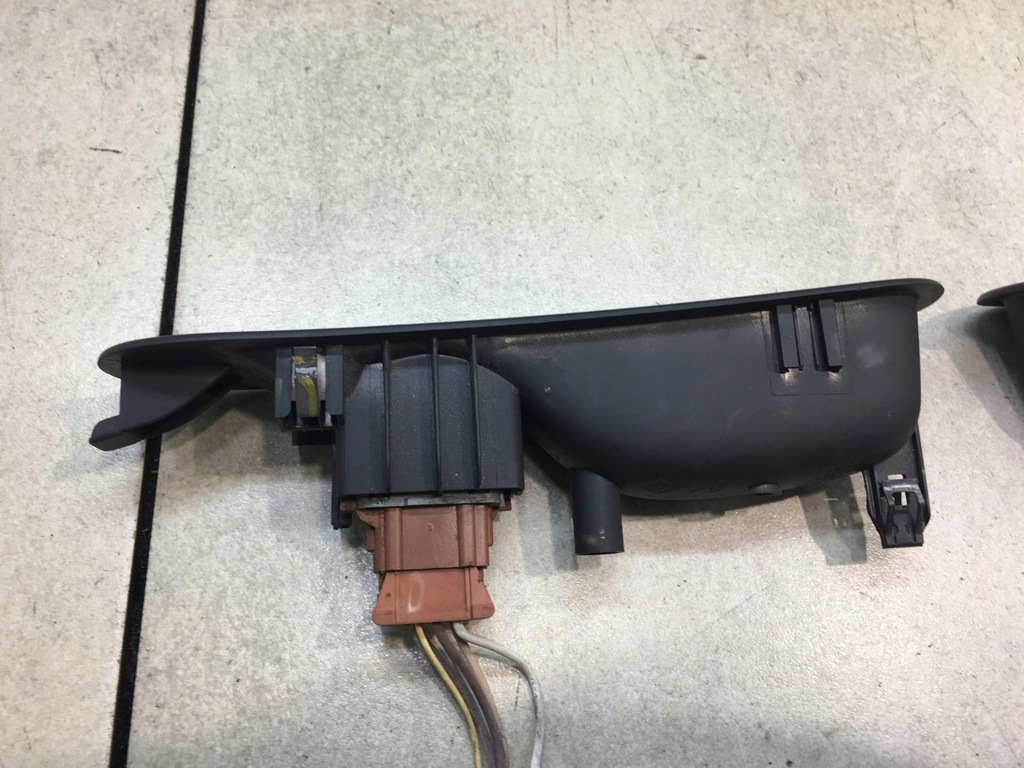 фото №8, Панель окон задняя левый правый espace iv 8200327947