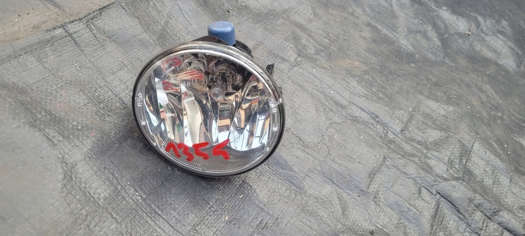 фото №1, Renault clio iv 12- captur kangoo iii противотуманная фара