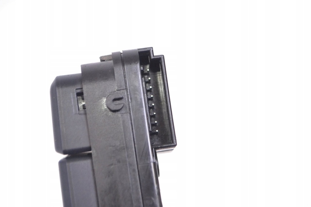 фото №5, Mercedes r172 slk250d 2016 rhd alarm переключатель буксировка кнопки