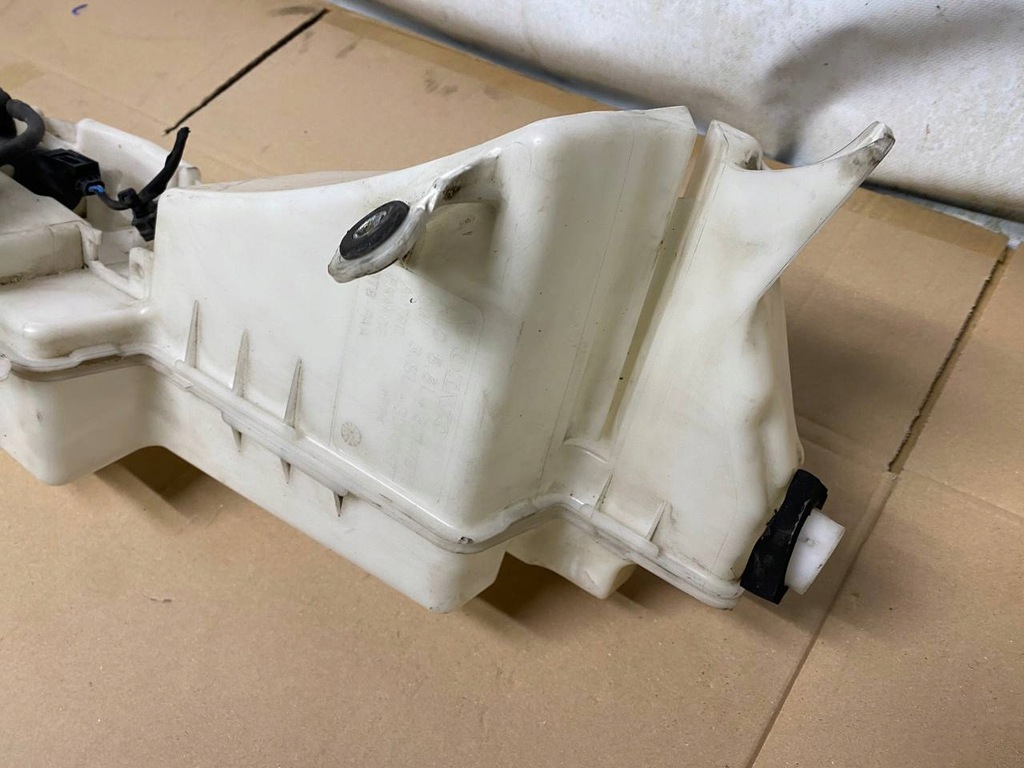 фото №4, Бачок омивача volvo s60 v60 2018-2024