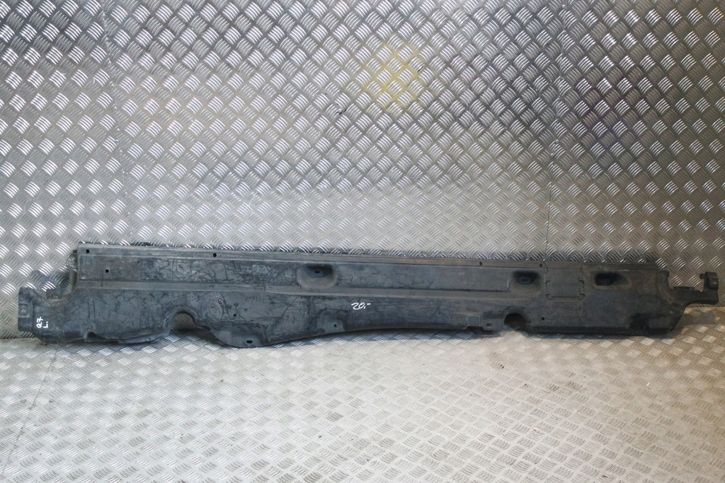 фото №1, Защита молдинг порог левая audi q7 4l 7l8825211l