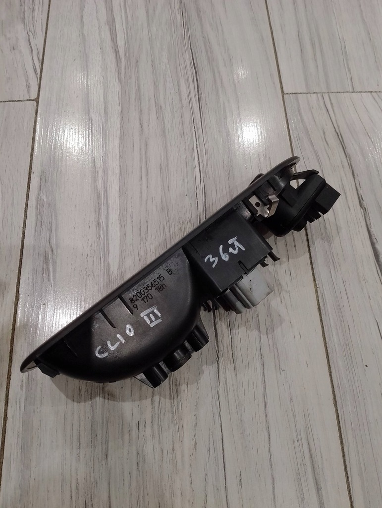 фото №4, Панель окон зеркал 8200356515 renault clio iii