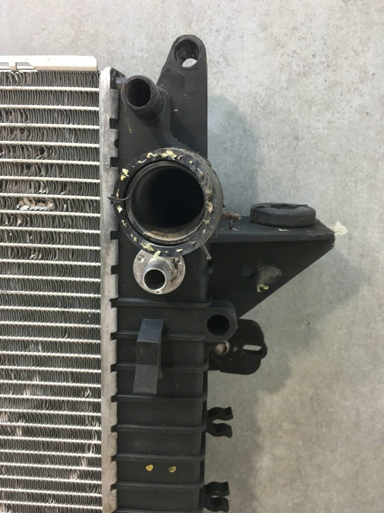 фото №4, Радиатор wody discovery iii 2.7 td v6 lr021778