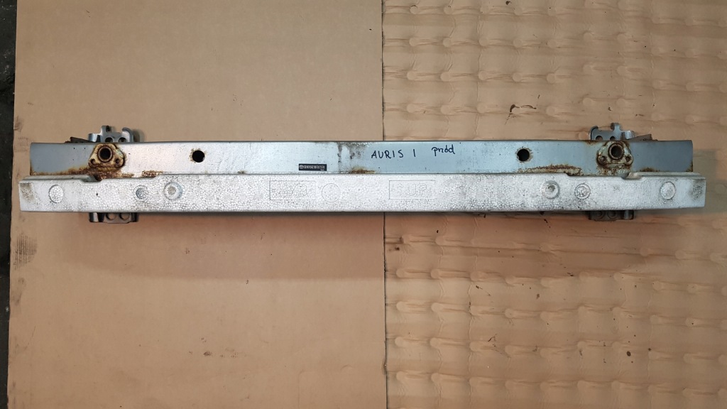 фото №1, Toyota auris 07-12 балка pod бампер перед