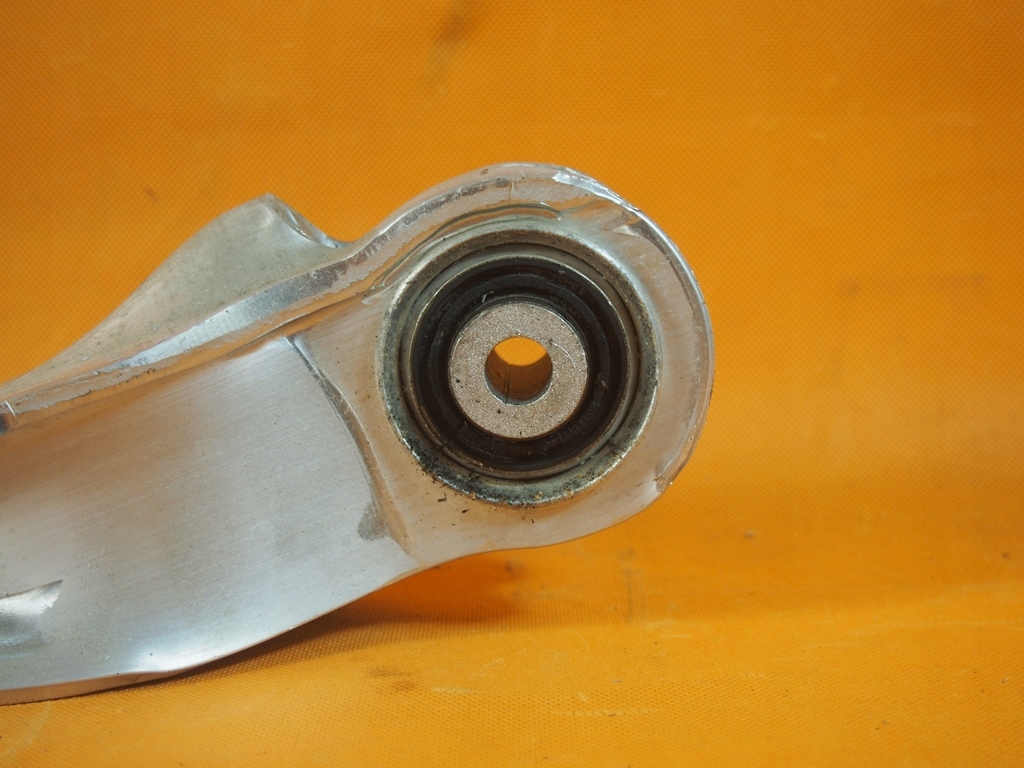 фото №8, Audi e-tron рычаг задняя задний lh pr 4m0505311j 27km