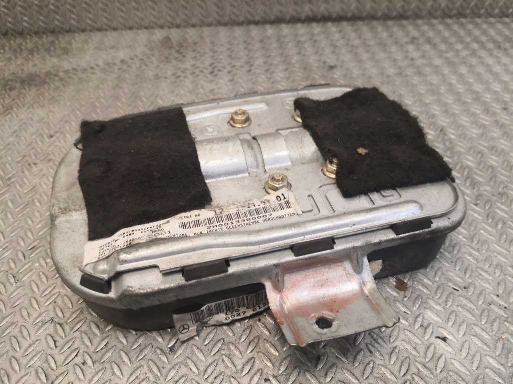 фото №1, Подушка двері права колодка mercedes slk w170 r170