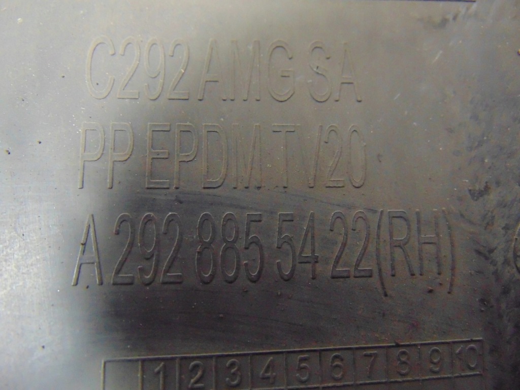 Решітка w бампер права перед mercedes gle a2928855422 Оригінал