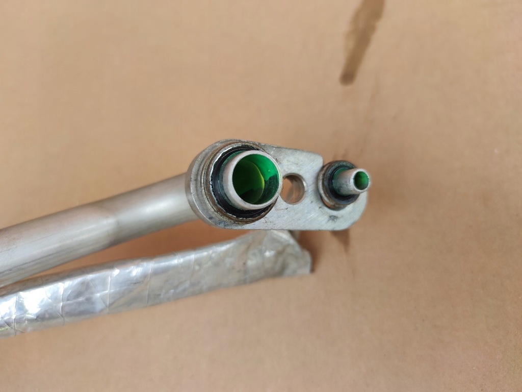 фото №6, Mondeo mk5 2.0 hybrid шланг кондиціонера