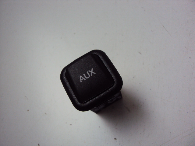 фото №1, Разъём вход aux audi q5 8r 2008-2016