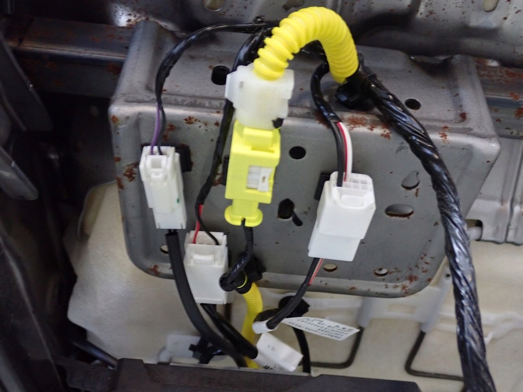 фото №9, Комплект сидений europa оригинал кожа oryg mg zs ev 21r