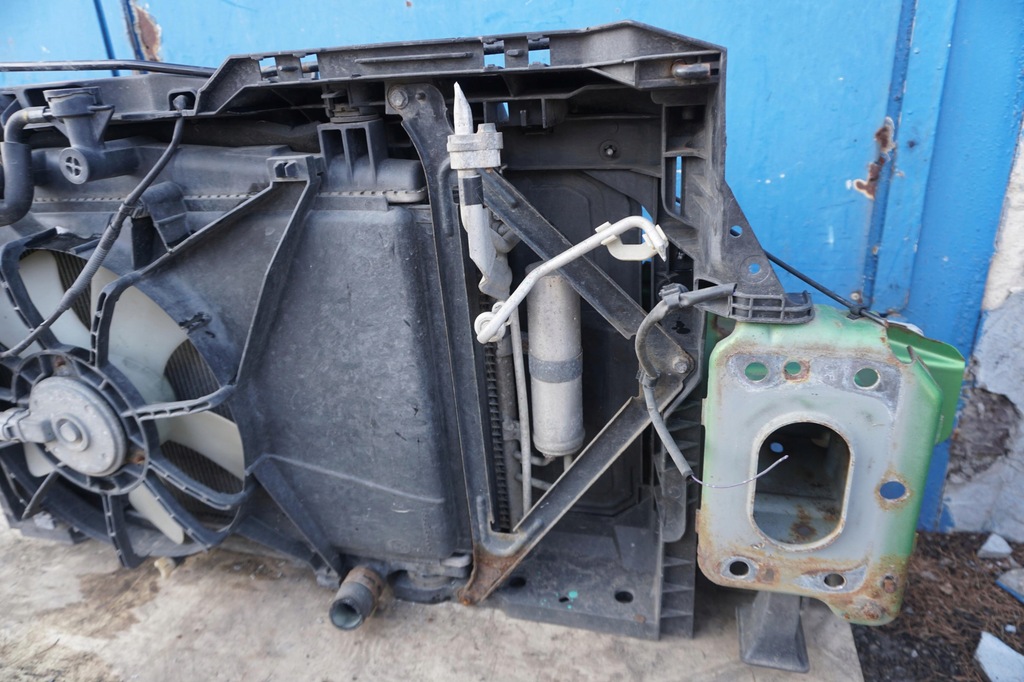 фото №9, Mazda 2 de pas передній балка бампера вентилятор бензин 07-14r nr.555