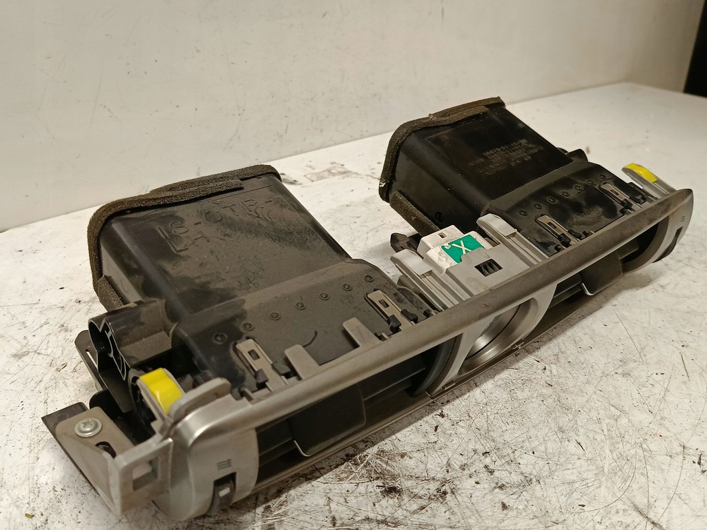 фото №3, Решётка обдув lexus is 200t