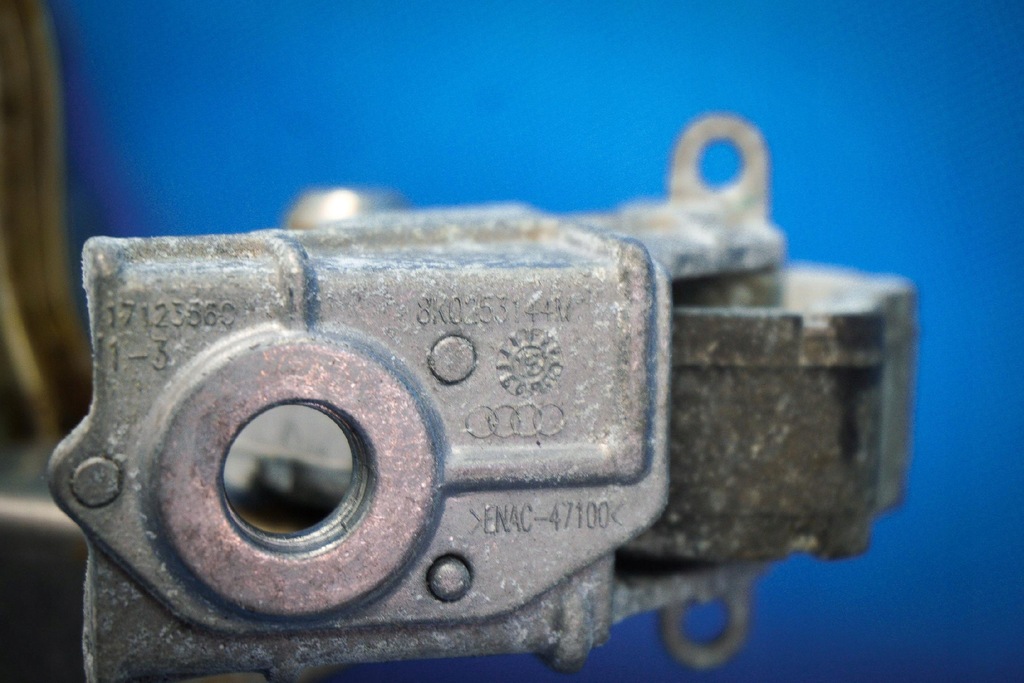 фото №8, Вихлоп гасник audi a5 8t spb 2.0tdi 8t0253078dj