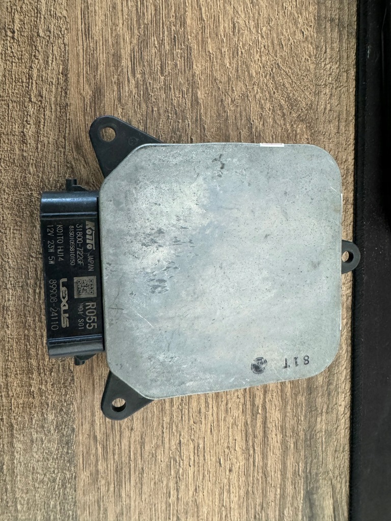 фото №1, Lexus rcf rc-f rc300 rc350 преобразователь лампы led lift 2018- lexus