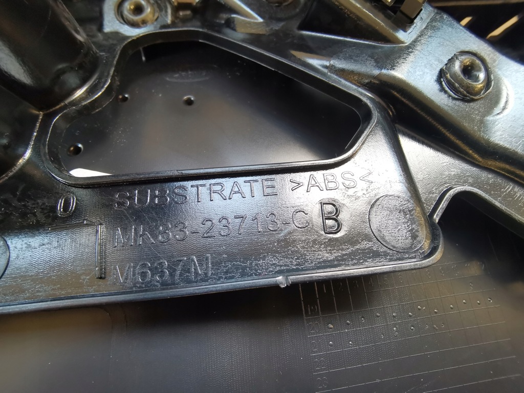 фото №11, Jaguar f-pace - обшивка дверь перед левый