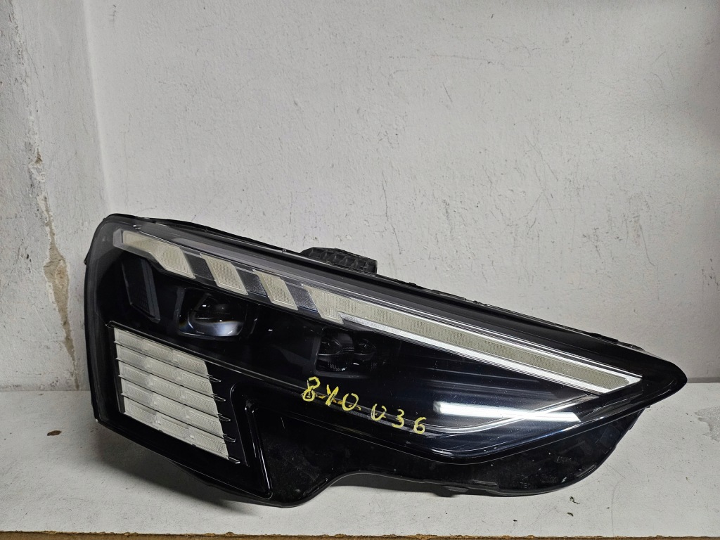 фото №1, Audi a3 s3 rs3 8y лампа перед led правая 8y0941036