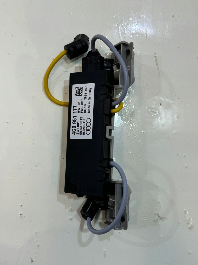 Купить Датчик движения сигнализация audi a7 c7 4g0951177 исправный