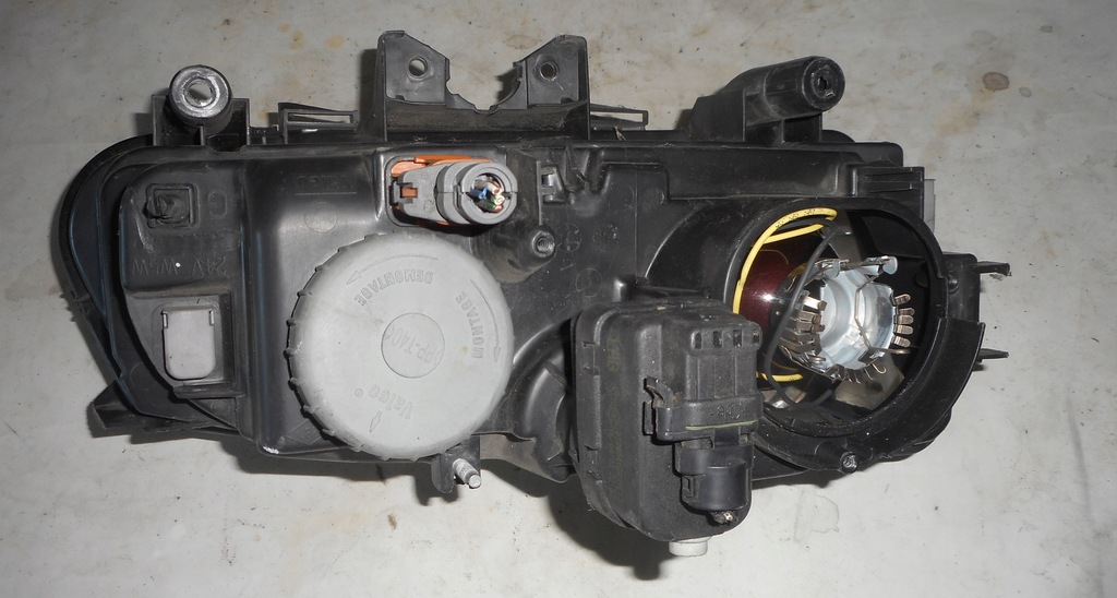 фото №9, Renault safrane ii лампа левая передняя перед 7701689112 7700411205