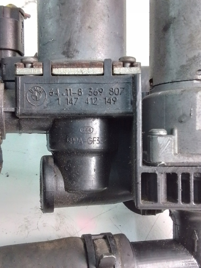 M41 електроклапан помпа води bmw xe e38 e46 1147412149 в Україні