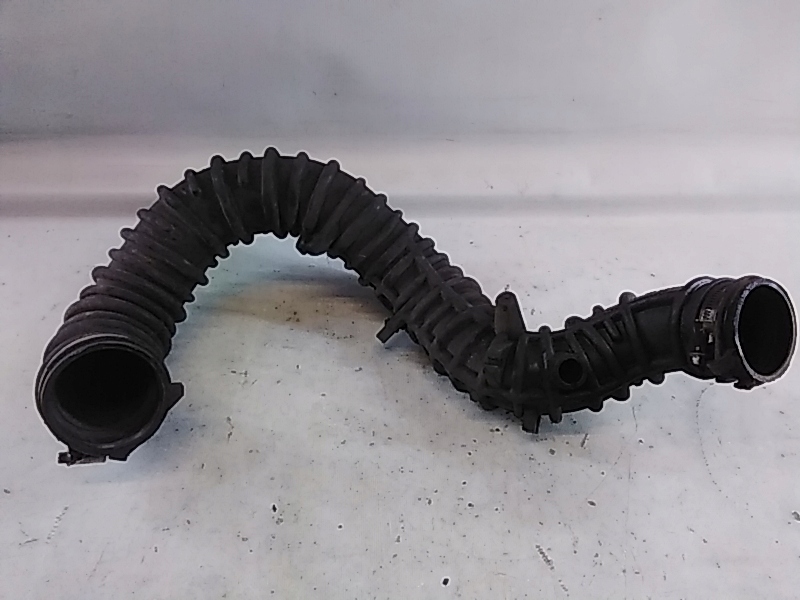 фото №1, B40 vivaro 2.0 dci труба інтеркулер 93858731